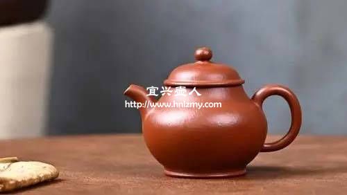 一把200元的紫砂壺，造型簡單