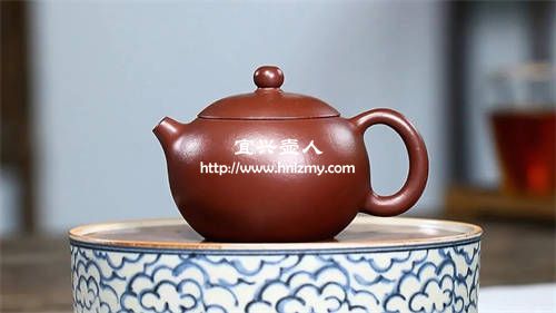 石紅紫砂壺?zé)瞥鰜碛袔讉€(gè)顏色