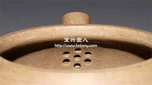 現在的紫砂壺是用真的紫砂泥料做的嗎