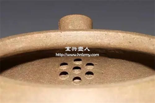 手工制作紫砂壺基本上都是網(wǎng)孔
