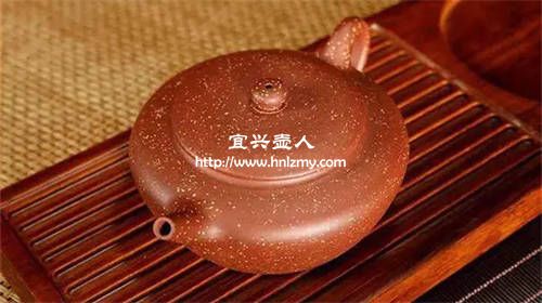 目數(shù)高的紫砂壺顆粒感不太明顯