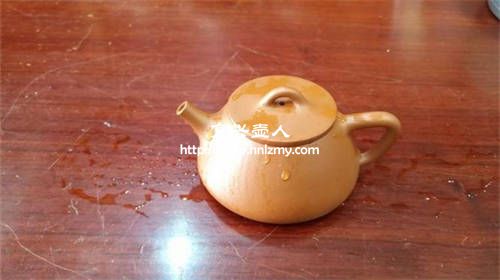 新紫砂壺土腥味大好還是小好