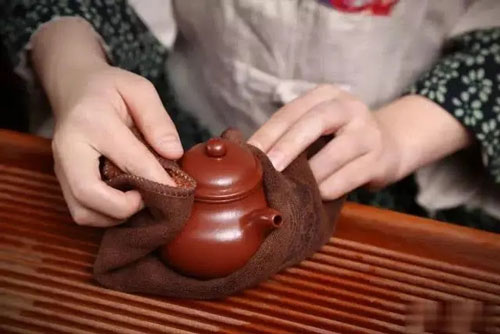 剛買(mǎi)的紫砂壺如何開(kāi)壺養(yǎng)壺比較好